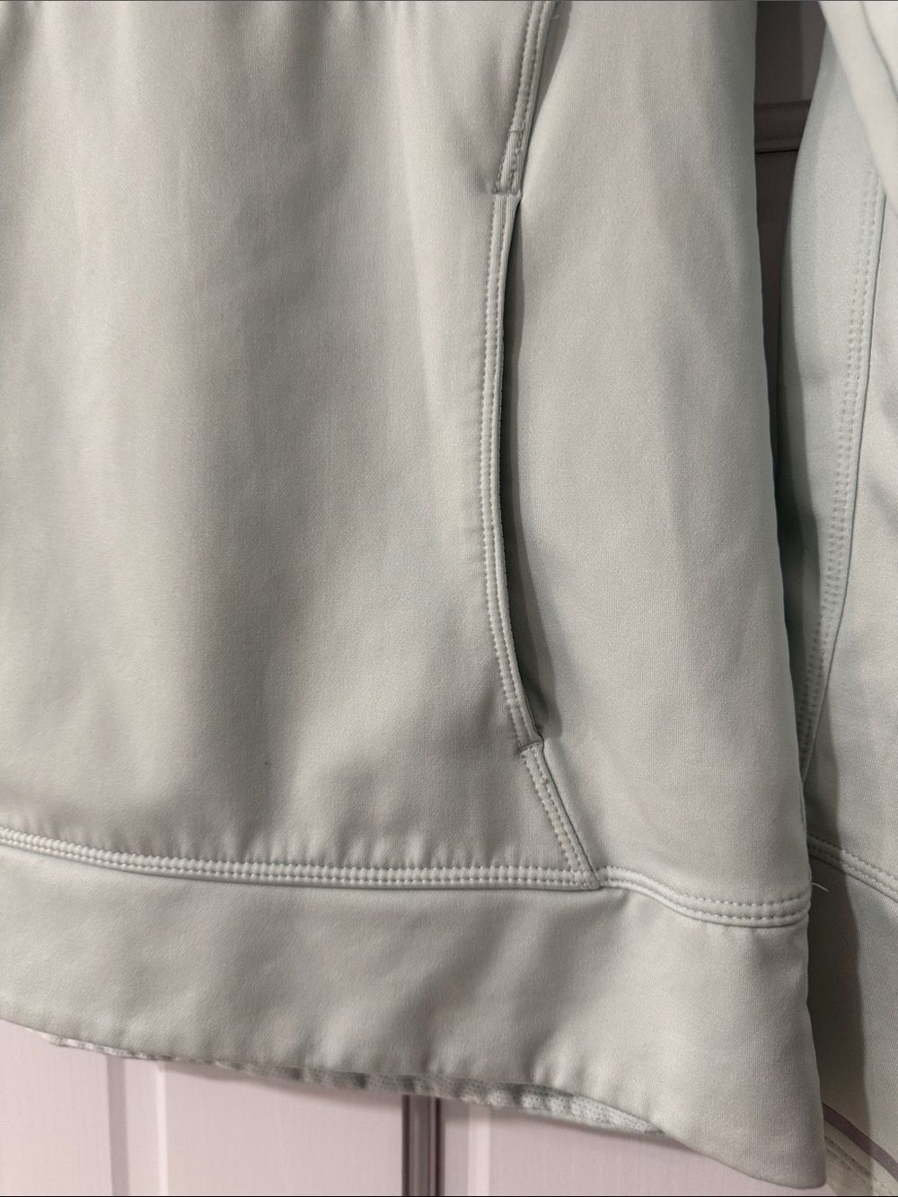 Athleta Sz Small Light Mint Hoodie Polyester Pullover Sweatshirt Kangaroo Pocket - Picture 5 of 14